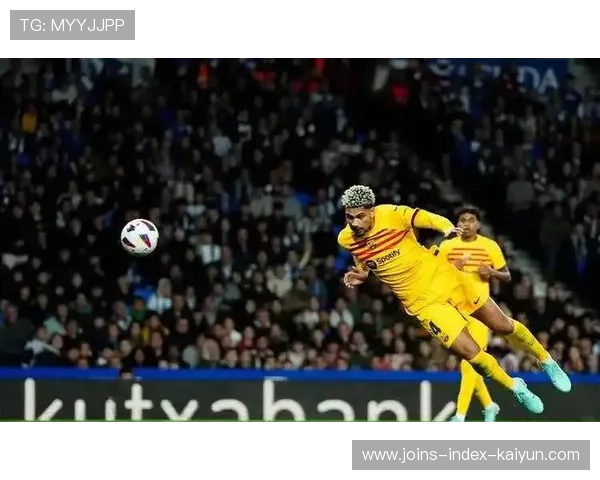 巴萨球迷增焦虑,巴萨踢球