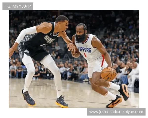 马刺队青训营锻造未来巨星，马刺团队篮球